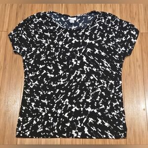 NWOT Jaclyn Smith Patterned Women's Top